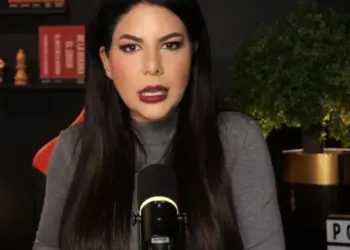 Indira Urbaneja: «Si algo hoy salvaría a María Corina Machado de la desgracia es la cárcel»