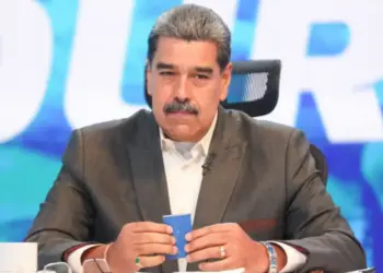 Maduro afirma que mantiene conversaciones con Colombia para reforzar la seguridad en la frontera