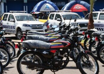 Ministro Cabello dotó a Cuadrantes de Paz de los 204 Circuitos Comunales de Anzoátegui