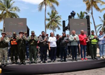 Diosdado Cabello anunció que este sábado los soldados van a las comunidades