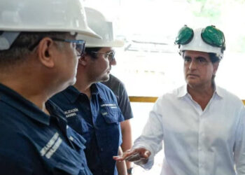 Alex Saab: Inversión internacional por más de 40 millones de dólares impulsará las fábricas de cartón en Venezuela