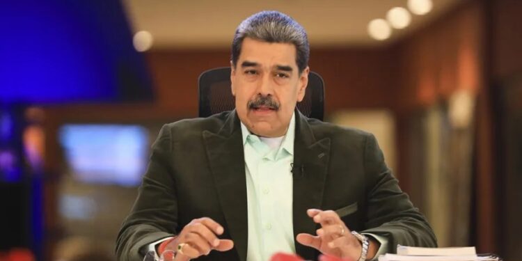 Venezuela evalúa declarar «estado de conmoción exterior» ante «agresiones» de EE.UU.