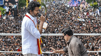 Estampida en la India deja 36 muertos y más de 40 heridos en mitin político