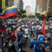 Miles de chavistas se movilizan en Caracas dispuestos a «defender» a Venezuela de EE.UU.