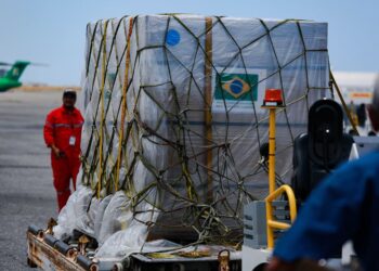 Venezuela recibe 300.000 dosis de vacunas contra la tuberculosis enviadas por Brasil