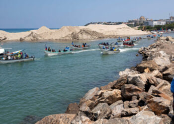 Los pescadores de Venezuela se movilizan en rechazo a las «agresiones» de EE.UU. (Fotos)