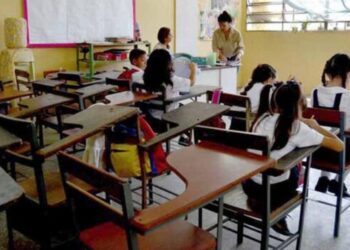 Ministerio de Educación asegura que más de 100.000 niños no escolarizados retornarán a clases