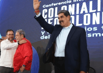 Maduro asegura de que «agresión» de EEUU es para imponer «gobiernos títeres»
