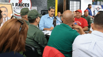 Maduro anunció medidas «prudentes» ante el paso de la onda tropical número 48 en el país