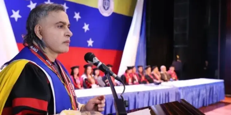 Tarek William Saab presidió acto de graduación de 169 especialistas
