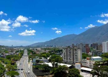 Inameh prevé cielo poco nublado y baja probabilidad de precipitaciones este lunes
