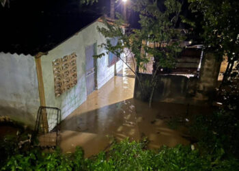 Onda tropical 48 desborda ríos Manzanares y Tataracual en Sucre sin dejar víctimas