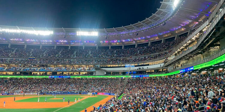 Se enciende la temporada de la LVBP con el primer encuentro Caracas – Magallanes