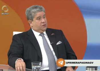 José Gregorio Correa calificó de «irresponsables» a quienes piden que bombardeen Venezuela