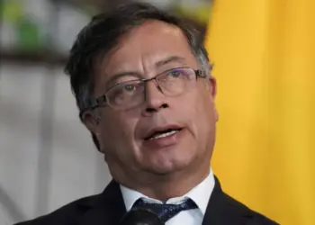 Petro cuestiona el Nobel de la Paz de Machado por pedir apoyo a Netanyahu y Macri en 2018