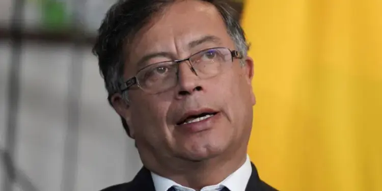 Petro cuestiona el Nobel de la Paz de Machado por pedir apoyo a Netanyahu y Macri en 2018