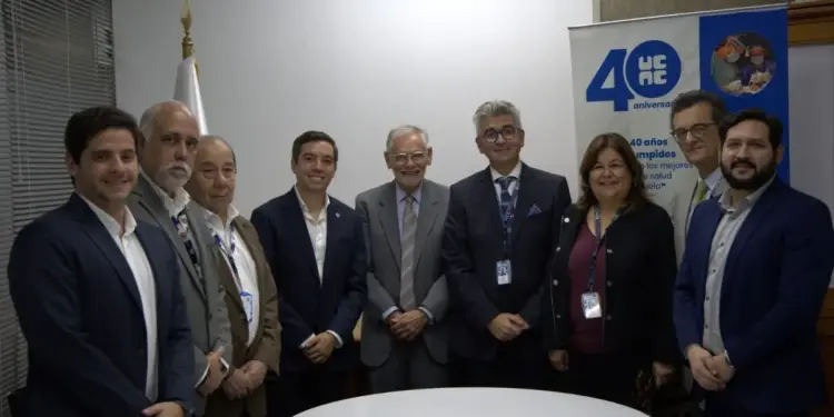 Clínicas Caracas y la Cruz Roja Venezolana firman alianza para el plan de recuperación del Hospital Carlos J. Bello