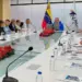 Gobierno venezolano reúne a aerolíneas para coordinar continuidad de vuelos