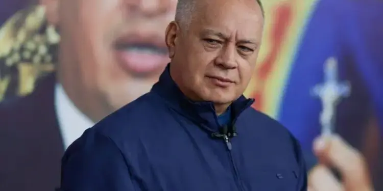 Cabello anuncia nueva «fase de organización» comunitaria para «defender la patria»