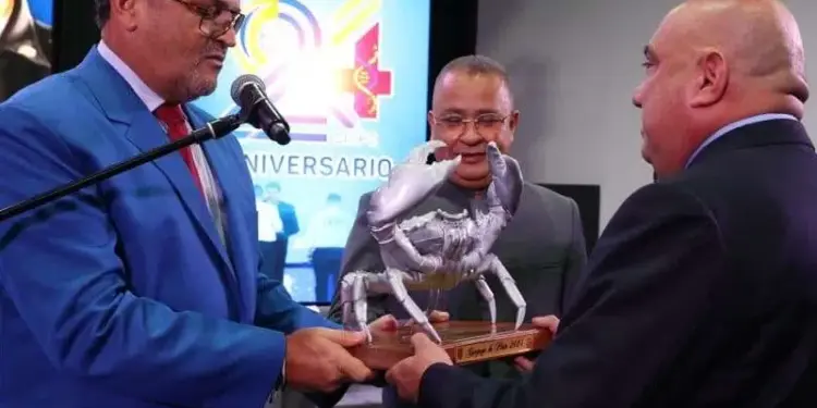 Cicpc celebra 24 años entregando condecoraciones Cangrejo de Platino, Oro, Plata y Bronce