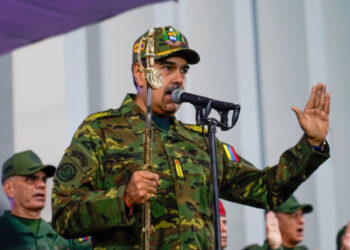 Maduro llama a la unidad en defensa de la patria: «Tendrá nuestra vida si es necesario»