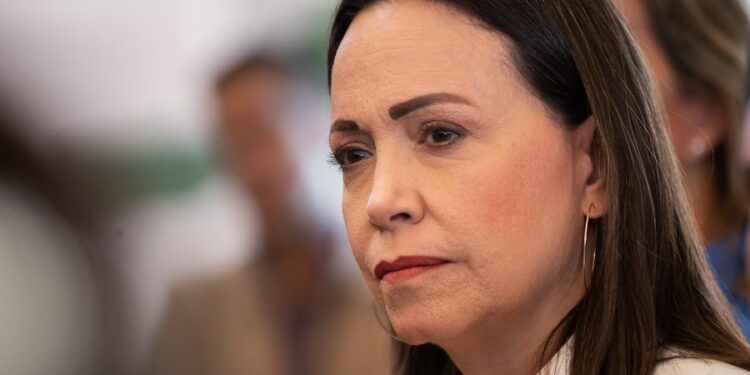 María Machado promueve falsas acusaciones sobre Maduro para justificar intervención de EE. UU.