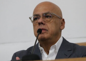 Jorge Rodríguez sobre despliegue militar en el Caribe: «No es ninguna lucha contra el narcotráfico»