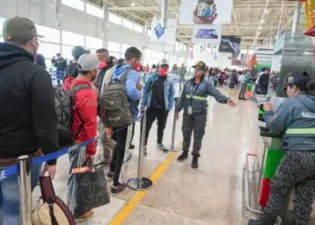 259 migrantes regresan a Venezuela en vuelo procedente de México