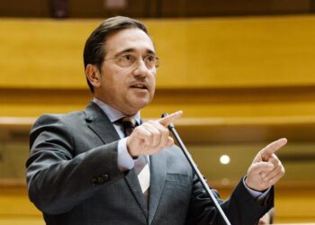 España afirma que no va a «atizar ningún fuego» contra Venezuela y pide solución pacífica