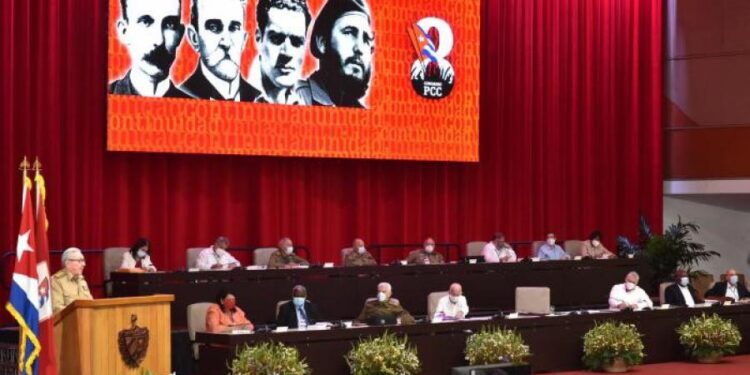 El Partido Comunista de Cuba condena la «escalada de agresiones» de EE.UU. contra Venezuela