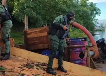 FANB informó que destruyó cinco balsas mineras en el estado Bolívar