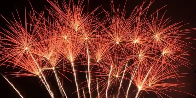 Tres municipios de Miranda prohíben totalmente fuegos artificiales en Navidad