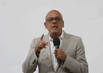 AN venezolana propone retirar nacionalidad a Guaidó y otros por el “robo de Citgo”