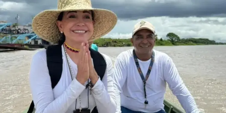 María Corina Machado salió de Venezuela vía marítima hacia Curazao en vísperas del Nobel, según WSJ