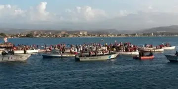 Sucre pierde 20 millones de dólares por paralización de flota pesquera