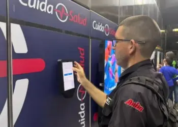 Metro de Caracas incorpora pantallas con IA para monitoreo de salud