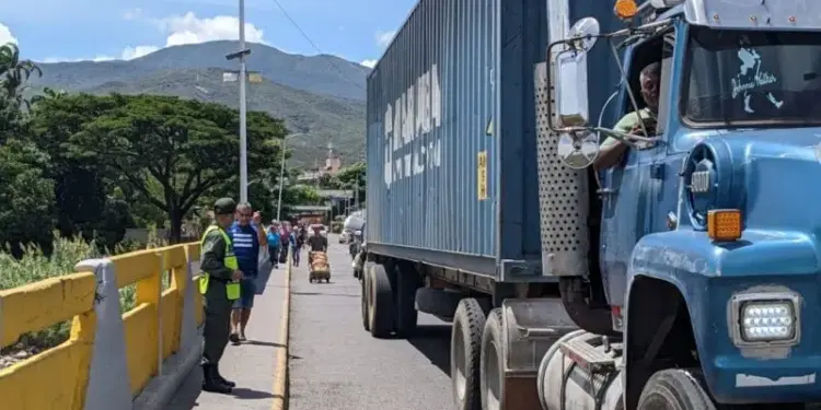 Transportistas de carga en Venezuela garantizan 100% de movilización