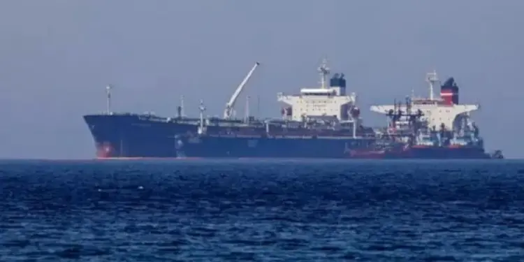 Reuters: Buques petroleros abortan rutas hacia Venezuela tras incautación