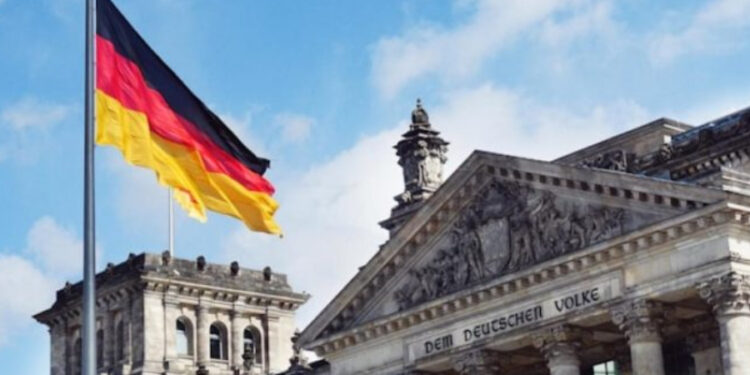 Alemania alerta sobre riesgo a la paz regional tras orden de bloqueo naval a Venezuela ordenado por Trump