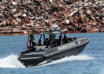 Venezuela advierte a Trinidad y Tobago que responderá si presta su territorio para atacar