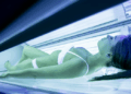 Las camas solares se asocian a un mayor riesgo de melanoma y pueden causar daños en el ADN