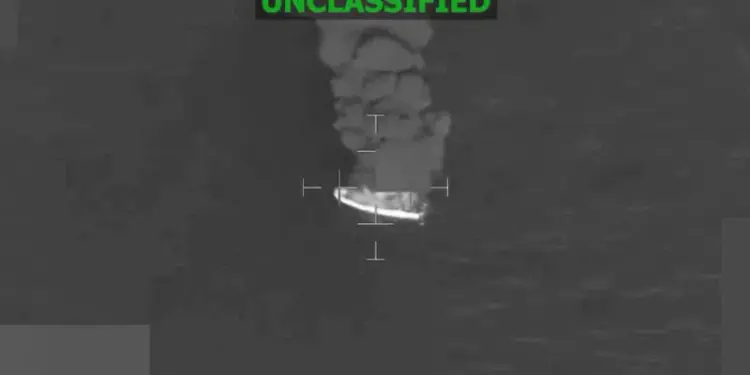 26 ataques, 98 muertos y buque petrolero incautado: Cronología del Operativo Lanza del Sur