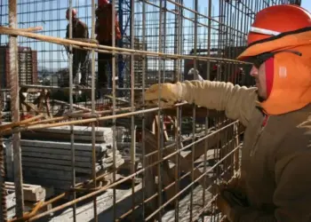 Cámara Bolivariana reporta un crecimiento del 34% en el sector construcción al cierre de 2025