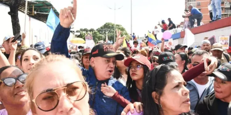 Cabello a quienes celebran la detención de Maduro: “No entienden que aquí sigue la revolución bolivariana”