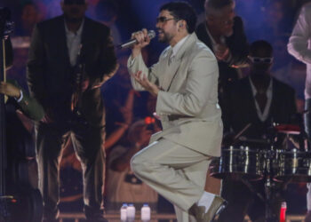 Medellín vivió una noche de perreo y emociones de la mano de Bad Bunny