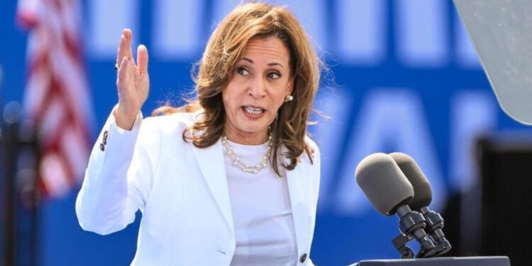 Kamala Harris: «Las acciones de Trump en Venezuela no hacen que EEUU sea más fuerte»