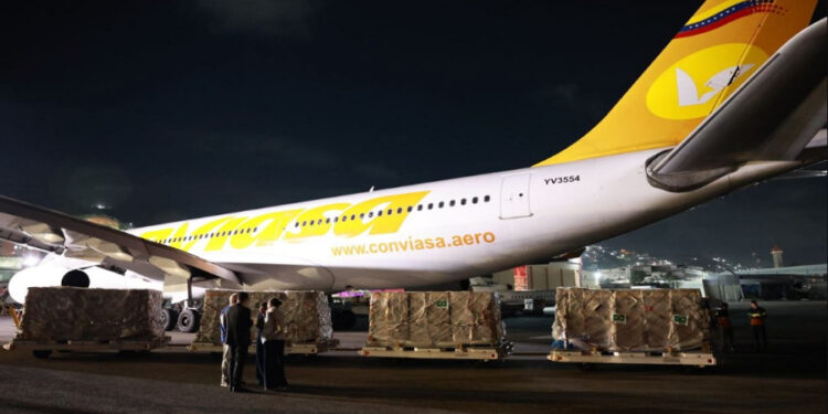 Arribó al país 23 toneladas de insumos médicos desde Brasil para pacientes de hemodiálisis y nefrología