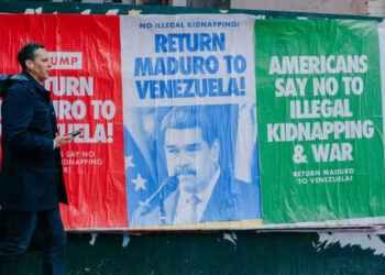 Calles de Nueva York se llenan de carteles para exigir liberación del presidente Maduro