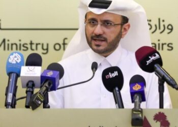 Catar se ofrece a mediar para lograr una «solución pacífica inmediata» en Venezuela