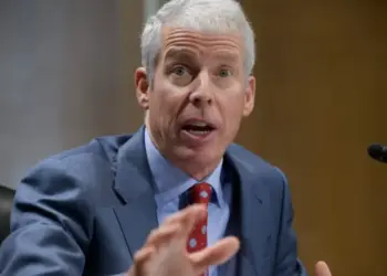 Ganancias del petróleo venezolano ya no pasan por Catar, sino por cuentas del Tesoro, revela Chris Wright